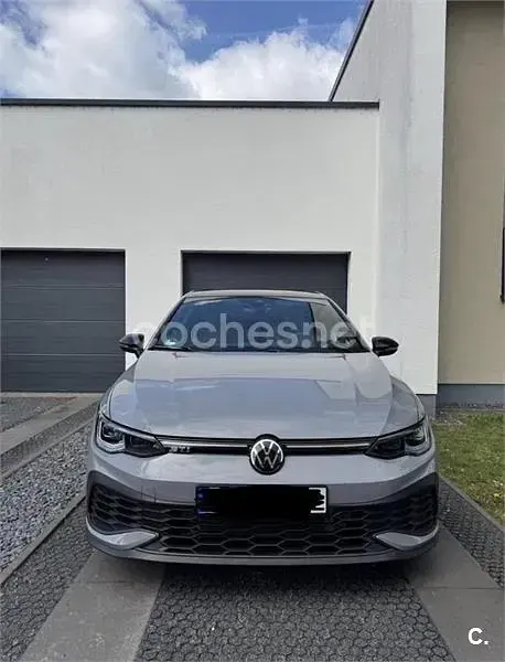 Usado VW Golf VIII GTI Clubsport 301 CV (221 kW) 2024 Gris / plata Berlina
