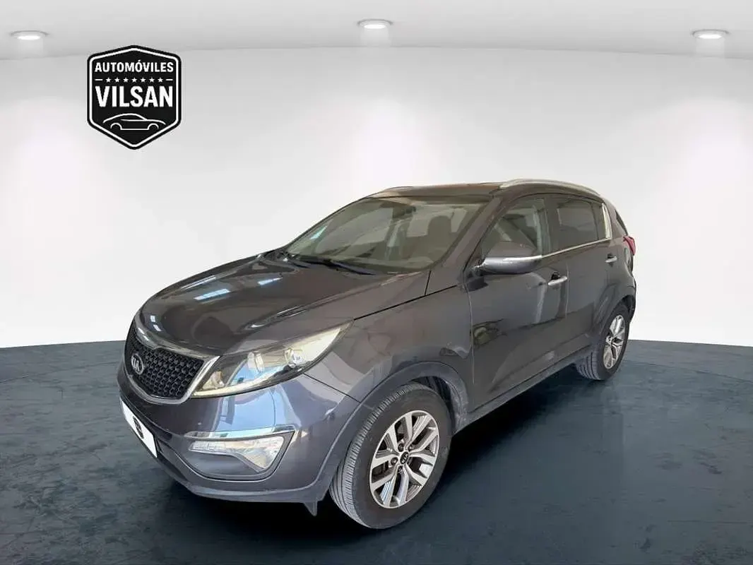 Usado Kia Sportage GT-Line 116 CV (85 kW) 2015 Gris / plata SUV