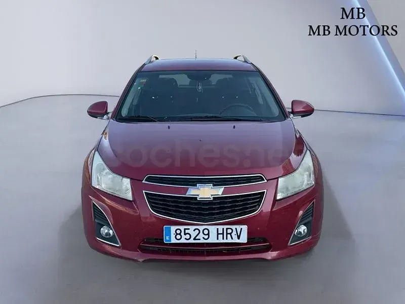 Usado Chevrolet Cruze LT 163 CV (119 kW) 2013 Granate Familiar
