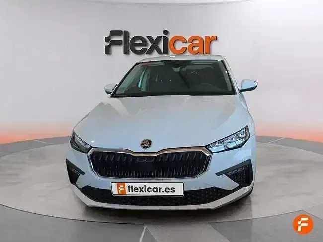 Usado Skoda Scala Selection 115 CV (84 kW) 2024 Blanco Utilitario