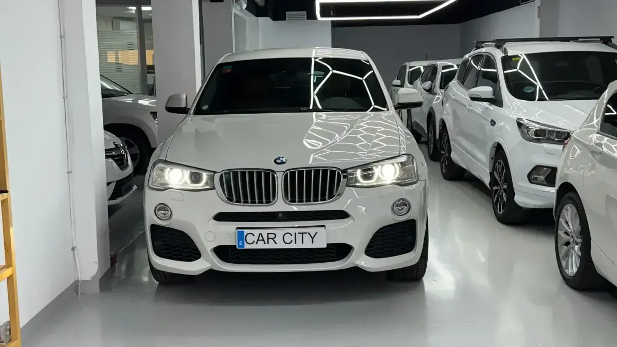 Usado BMW X4 Sport Line 313 HP (230 kW) 2015 Branco SUV