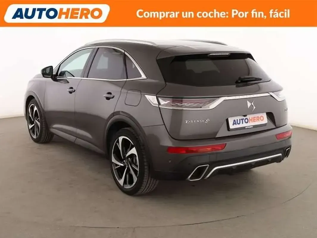 Usado DS Automobiles DS7 Crossback Grand Chic 299 CV (219 kW) 2020 Gris SUV