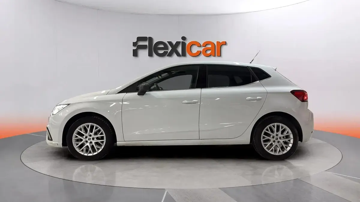 Usado Seat Ibiza 116 CV (85 kW) 2024 Blanco Utilitario