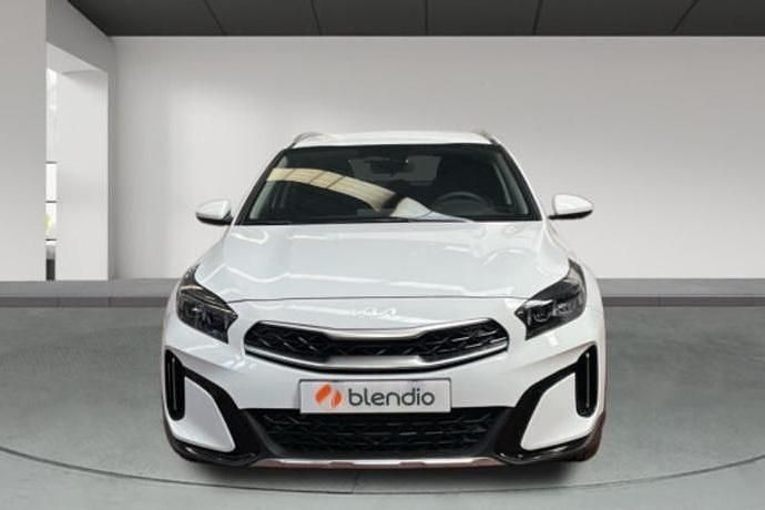 Usado Kia XCeed 100 HP (73 kW) 2025 SUV