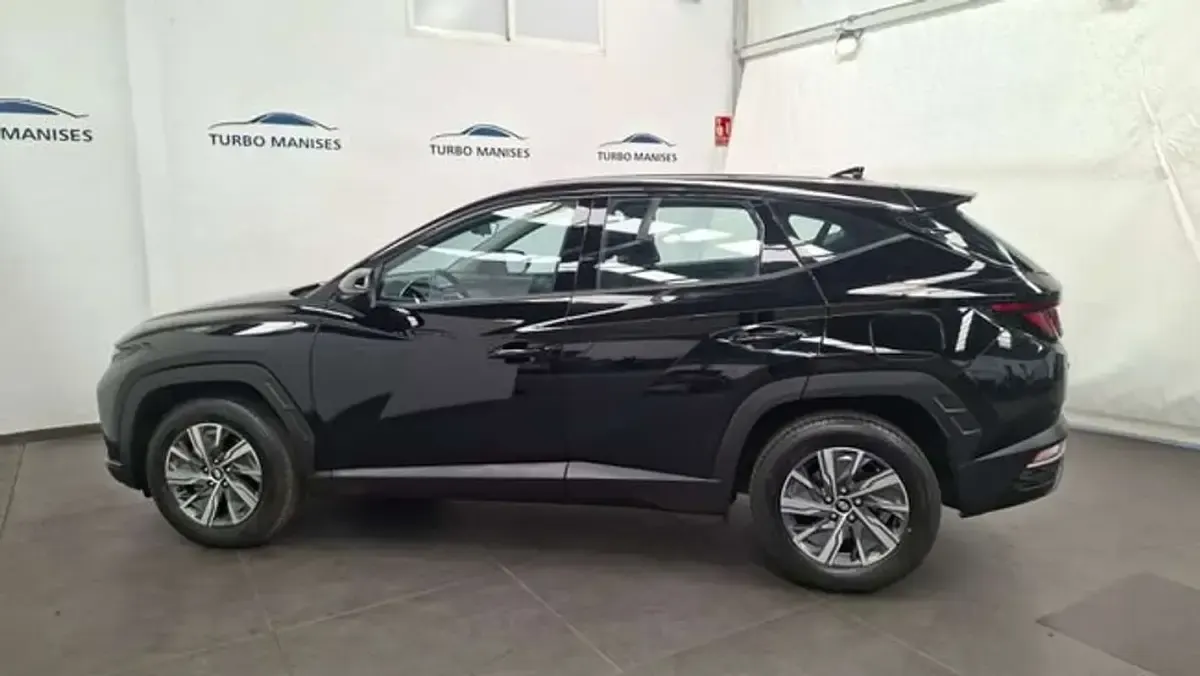 Usado Hyundai Tucson 116 CV (85 kW) 2024 Negro SUV