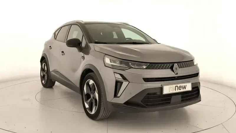 Usado Renault Captur Techno 145 CV (106 kW) 2025 Gris SUV
