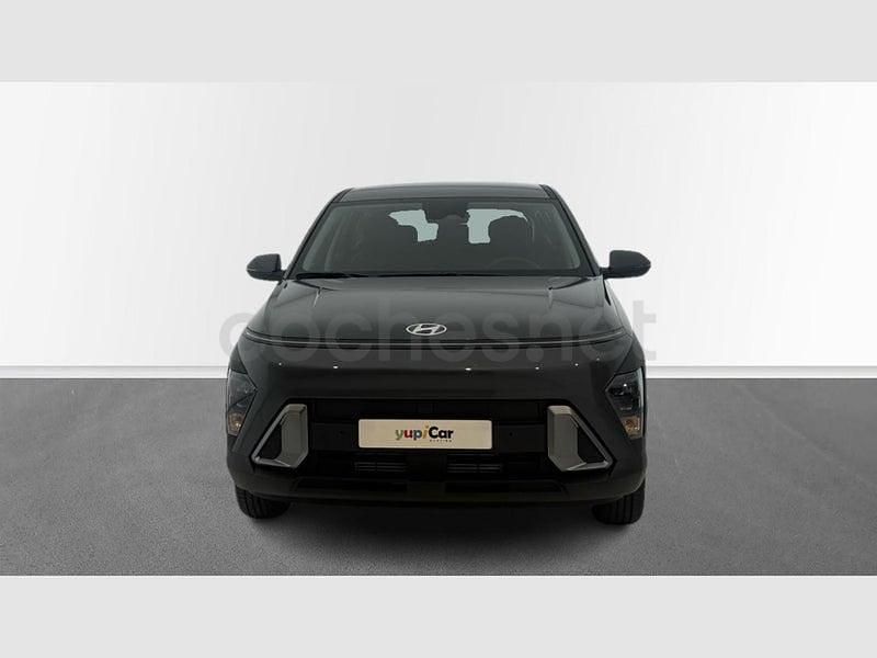 Nuevo Hyundai Kona 100 CV (73 kW) 2025 Gris / plata SUV