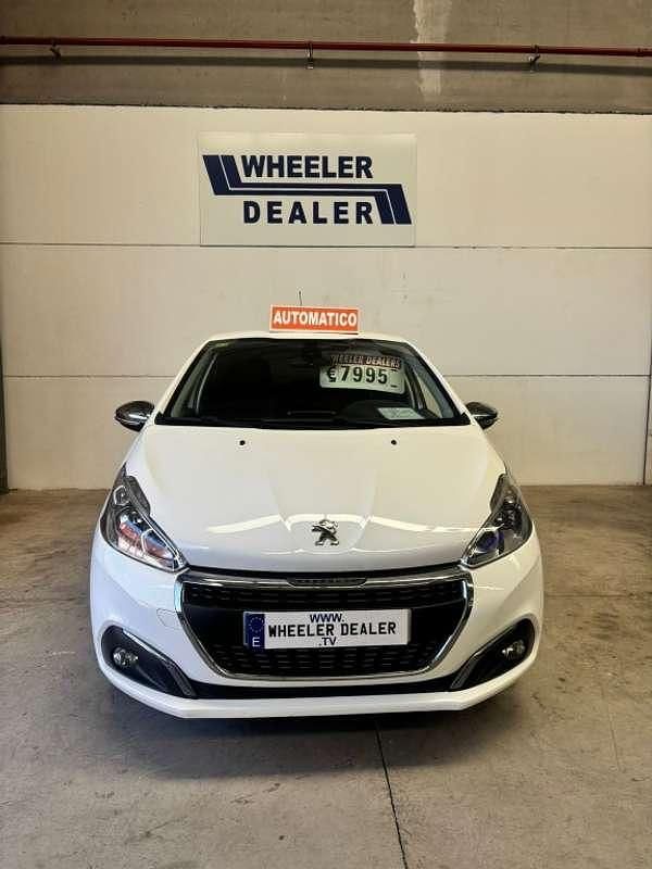 Usado Peugeot 208 GT-line 110 CV (80 kW) 2018 Blanco Utilitario