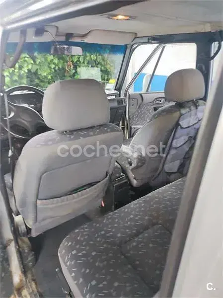 Usado Galloper Exceed 105 CV (77 kW) 1998 Gris / plata SUV