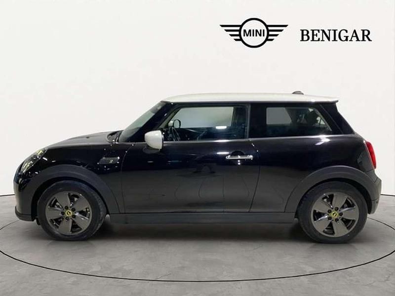 Usado Mini Cooper SE 135 kW (184 CV) 2022 Negro Utilitario
