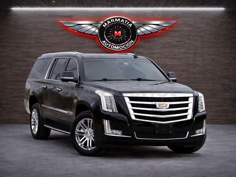 Usado Cadillac Escalade 409 CV (300 kW) 2011 Negro SUV