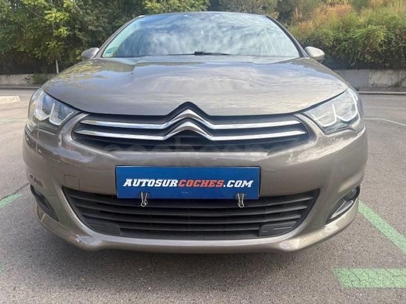 Usado Citroën C4 Live 99 CV (72 kW) 2015 Marrón Berlina