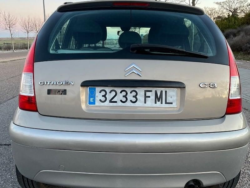 Usado Citroën C3 61 CV (44 kW) 2007 Beige Berlina