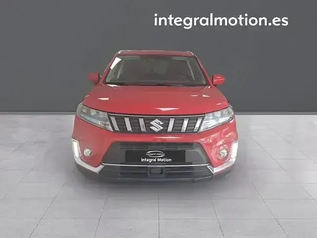 Usado Suzuki Vitara 115 CV (84 kW) 2022 Rojo SUV