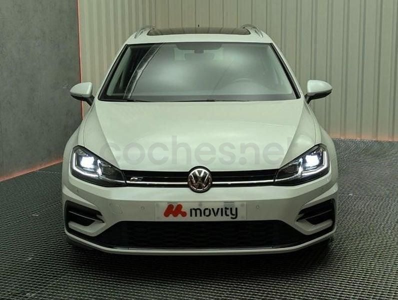 Usado VW Golf VII R-line 150 CV (110 kW) 2019 Blanco Familiar