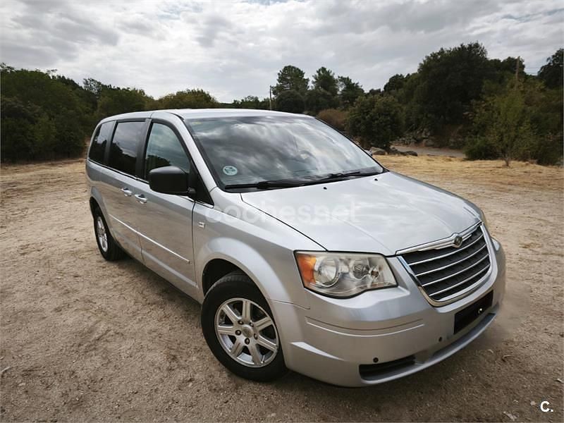 Gris / plata Usado 2010 Chrysler Grand Voyager Monovolumen | 6500 € (Buen precio) - Imagen 1/4