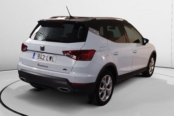 Usado Seat Arona FR 90 CV (66 kW) 2022 SUV