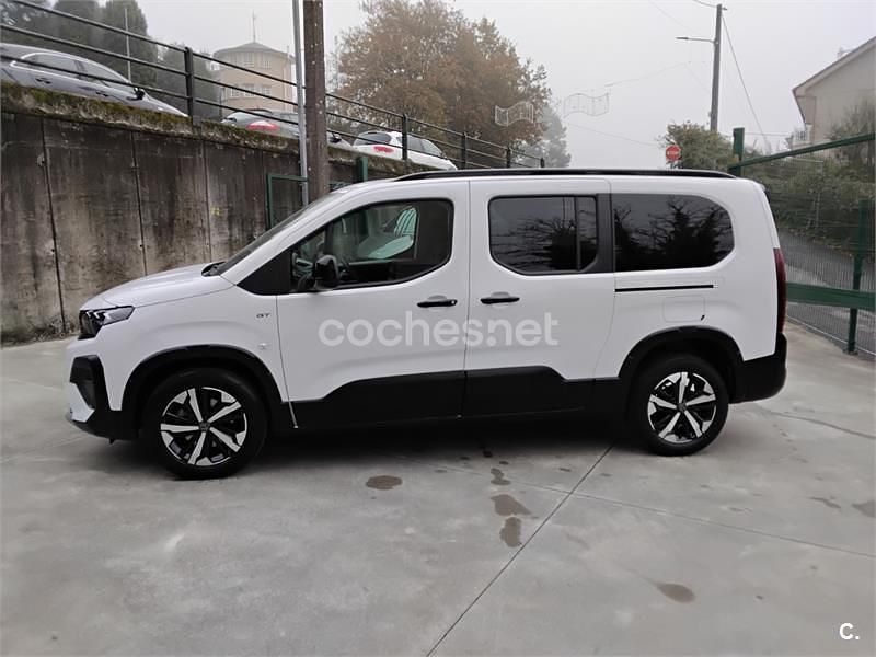 Usado Peugeot Rifter GT 130 CV (95 kW) 2025 Blanco Monovolumen