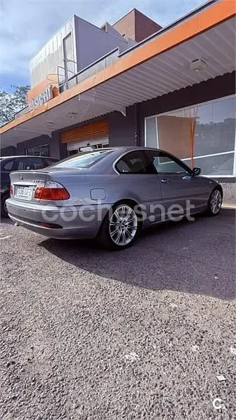 Usado BMW 330 Sport Line 204 HP (150 kW) 2004 Cinzento Coupé