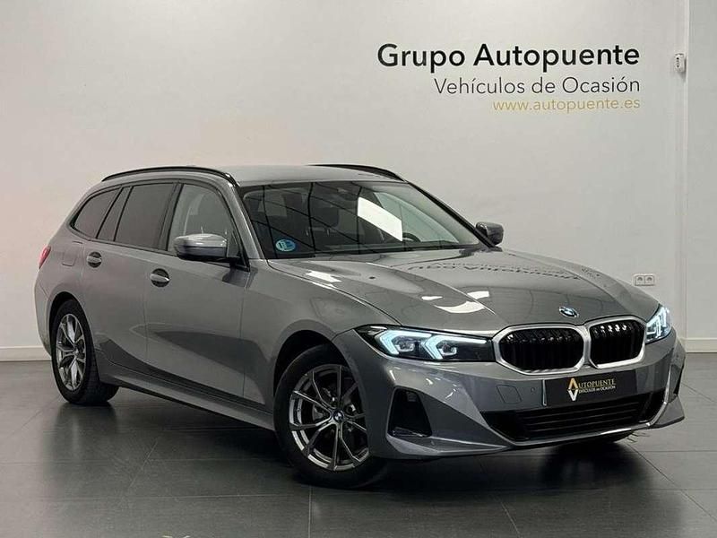 Gris Usado 2023 BMW ActiveHybrid 3 Comfort Edition Berlina | 32.990 € - Imagen 1/4