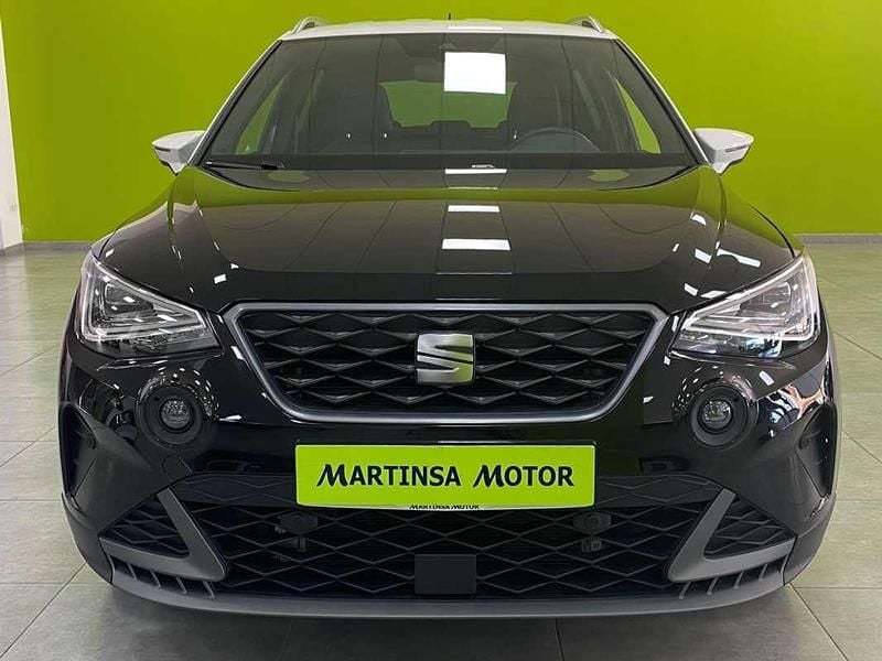 Usado Seat Arona FR 110 CV (80 kW) 2022 Negro SUV