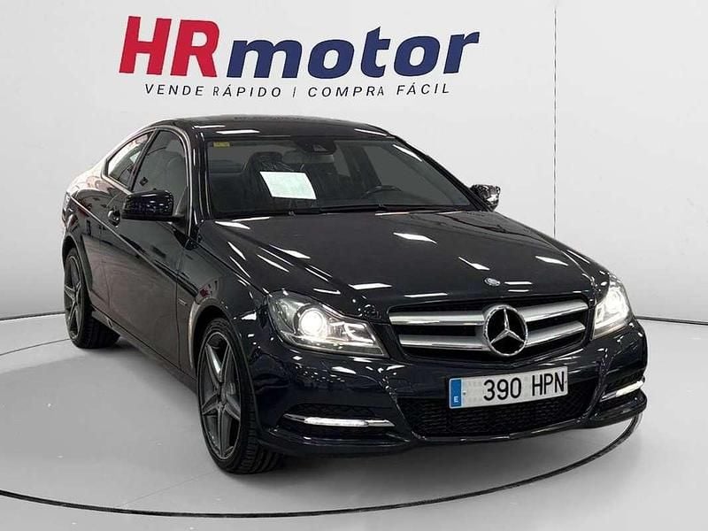 Usado Mercedes C220 171 CV (125 kW) 2013 Negro Coupe