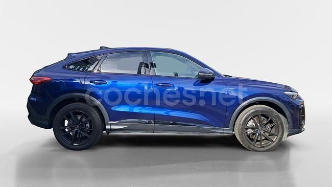 Usado Audi Q5 Sportback S-Line 299 CV (219 kW) 2025 Azul SUV