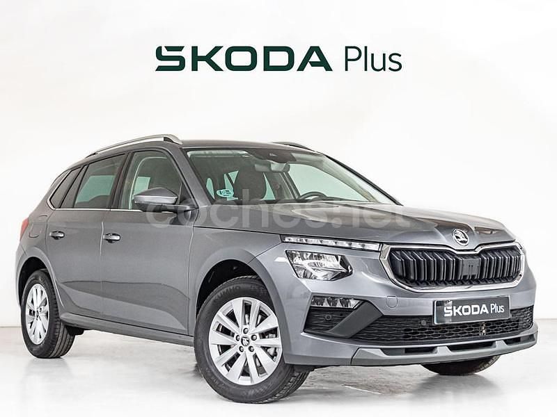 Gris / plata Usado 2025 Skoda Kamiq Selection SUV | 20.900 € (Precio justo) - Imagen 1/4