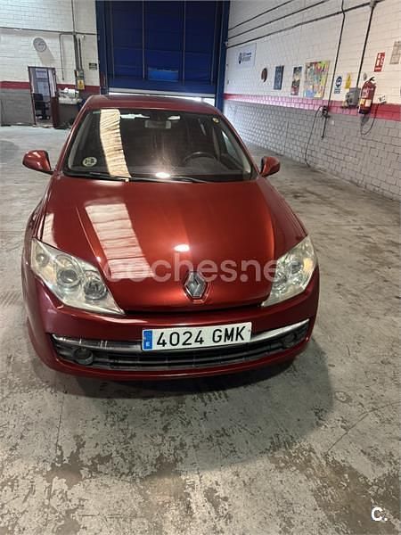 Usado Renault Laguna III Privilege 130 CV (95 kW) 2009 Granate Berlina
