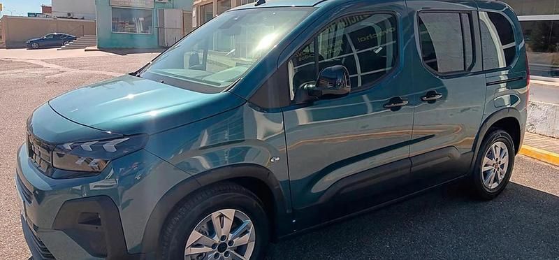 Metallisee vernis li Nuevo 2025 Peugeot Rifter Allure Monovolumen | 25.580 € (Precio justo) - Imagen 1/4