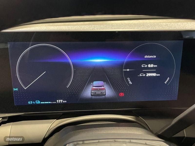 Usado Renault Megane E-Tech Equilibre 95 kW (130 CV) 2023 Blanco Berlina