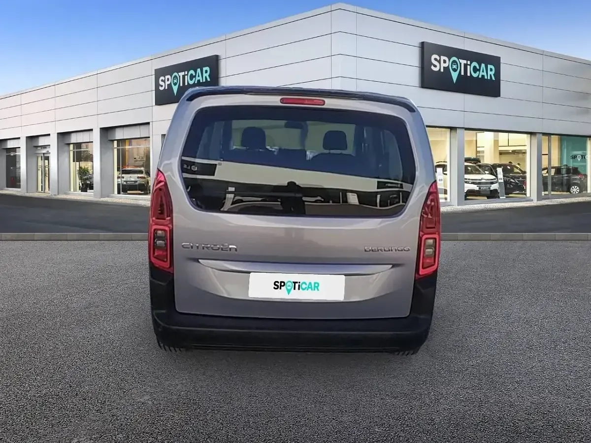 Usado Citroën Berlingo 102 CV (75 kW) 2025 Gris Monovolumen