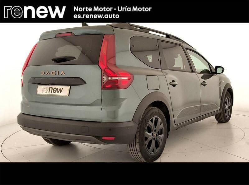 Usado Dacia Jogger Extreme 91 CV (66 kW) 2025 Verde Monovolumen