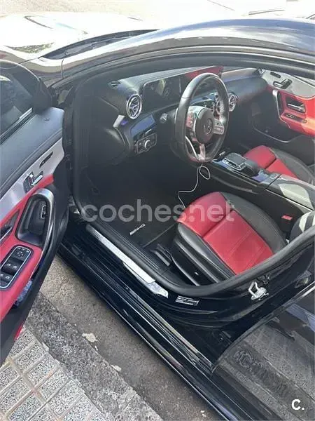 Usado Mercedes CLA220 190 CV (139 kW) 2020 Negro Berlina