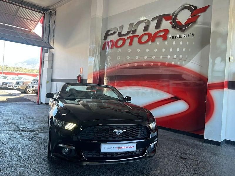 Usado Ford Mustang Convertible 314 CV (230 kW) 2015 Negro Descapotable