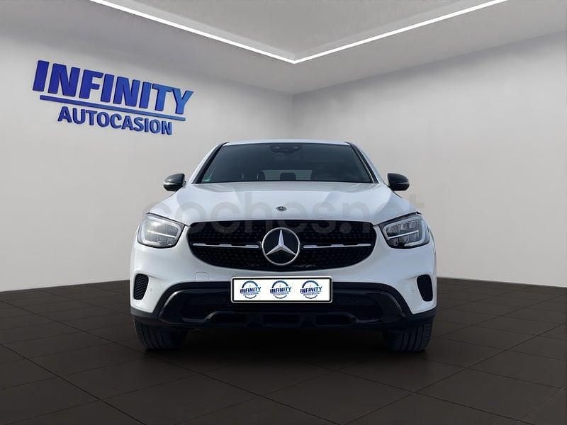 Begagnad Mercedes GLC220 194 HK (142 kW) 2023 Vit Sportkupé