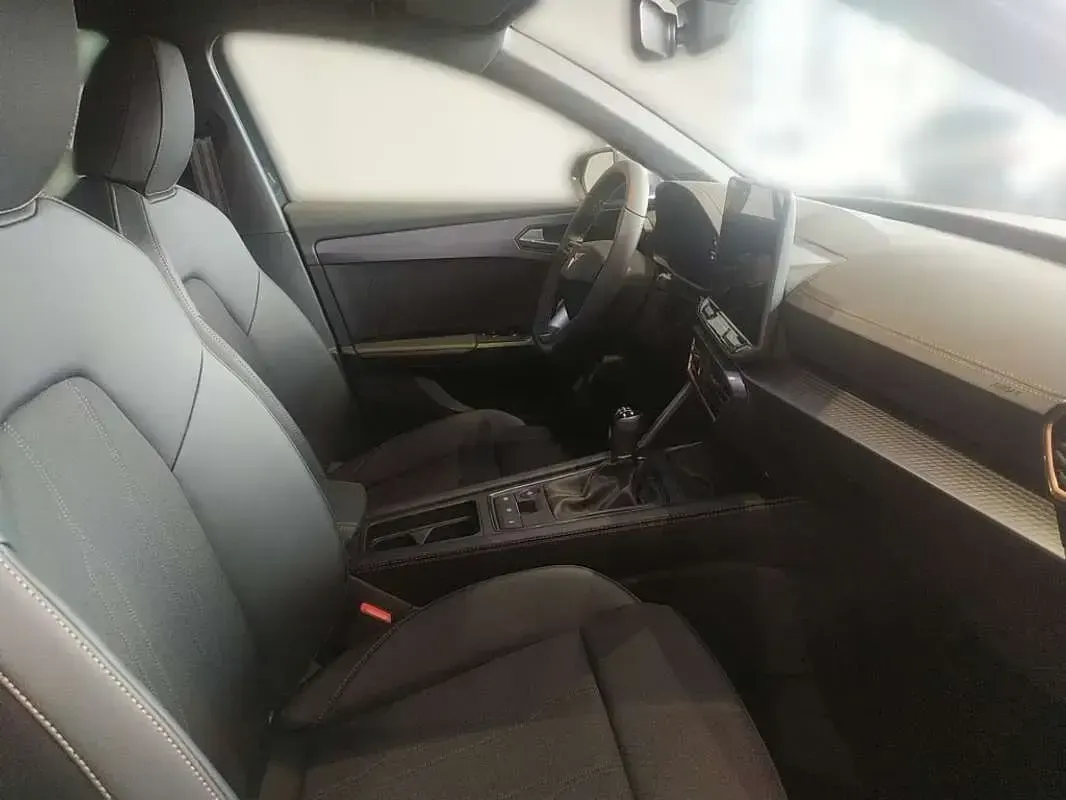 Usado Cupra Leon 150 CV (110 kW) 2025 Azul Utilitario
