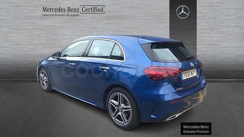 Begagnad Mercedes A180 136 HK (100 kW) 2025 Blå Sedan