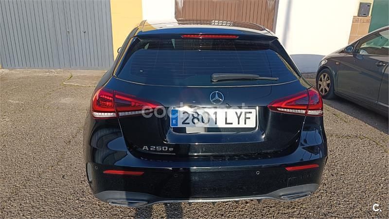 Usado Mercedes A250 218 CV (160 kW) 2022 Negro Berlina
