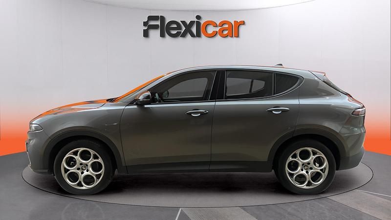 Usado Alfa Romeo Tonale Sprint 131 CV (96 kW) 2023 Gris SUV