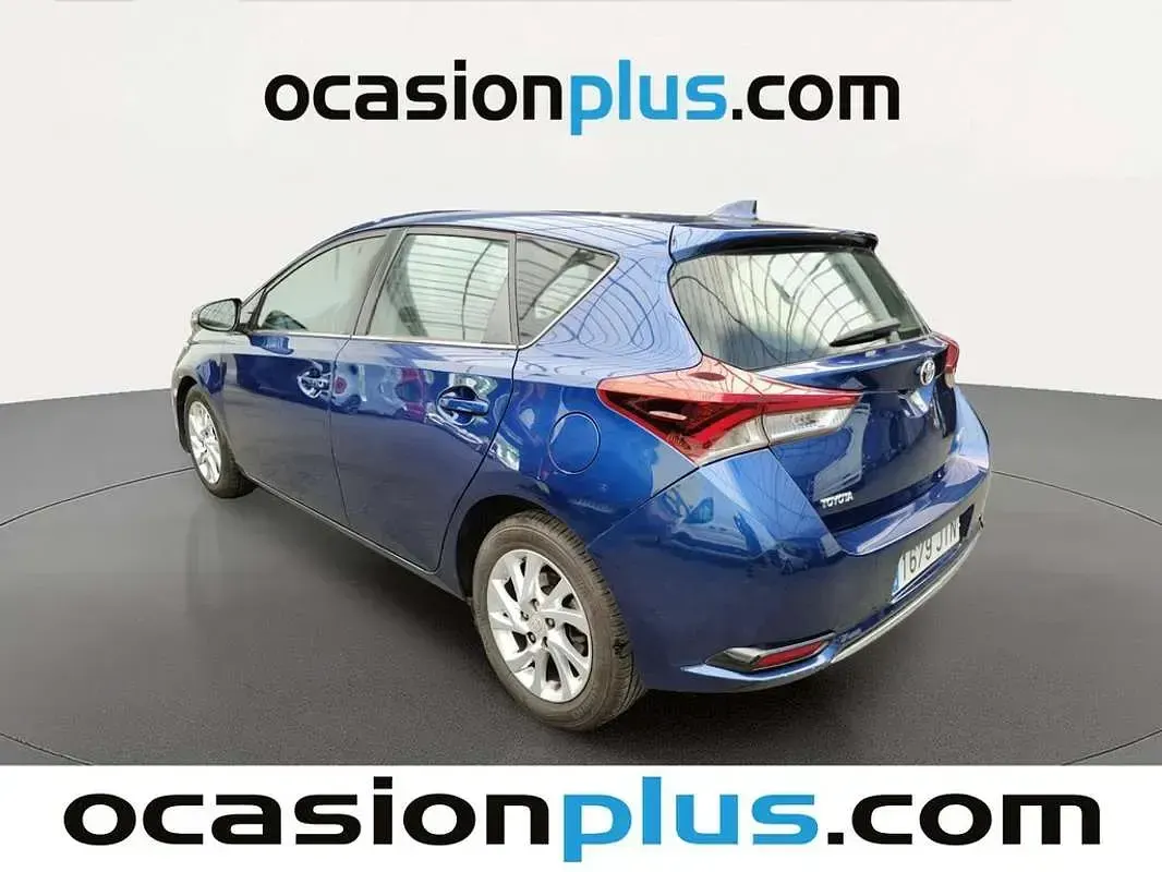 Usado Toyota Auris Active 90 CV (66 kW) 2016 Azul Utilitario