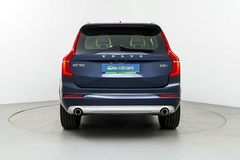 Usado Volvo XC90 Momentum 235 CV (172 kW) 2018 Azul SUV