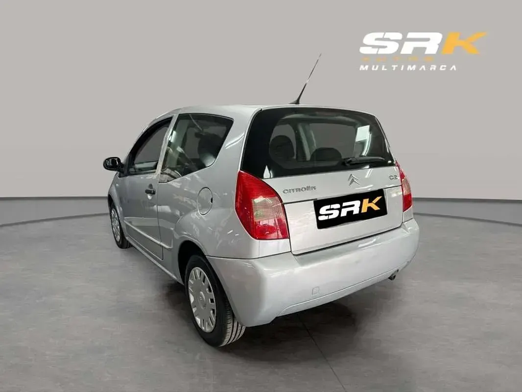 Usado Citroën C2 Furio 75 CV (55 kW) 2005 Gris Utilitario