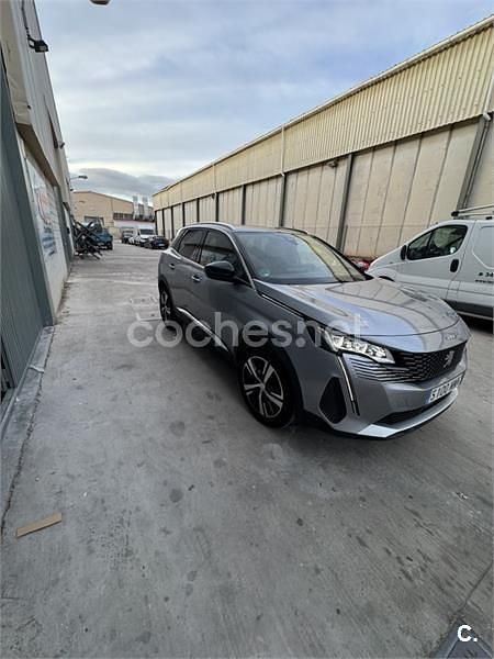 Usado Peugeot 3008 GT 130 CV (95 kW) 2023 Gris / plata SUV