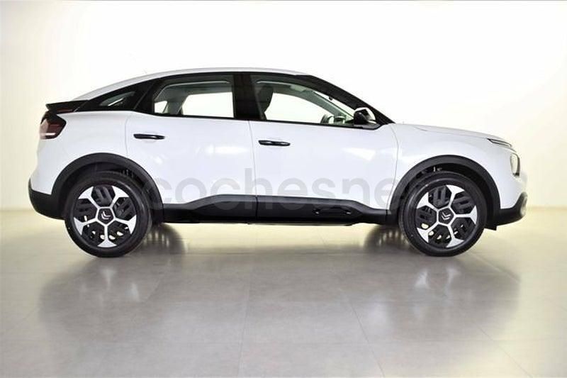 Usado Citroën C4 Feel 102 CV (75 kW) 2023 Blanco SUV