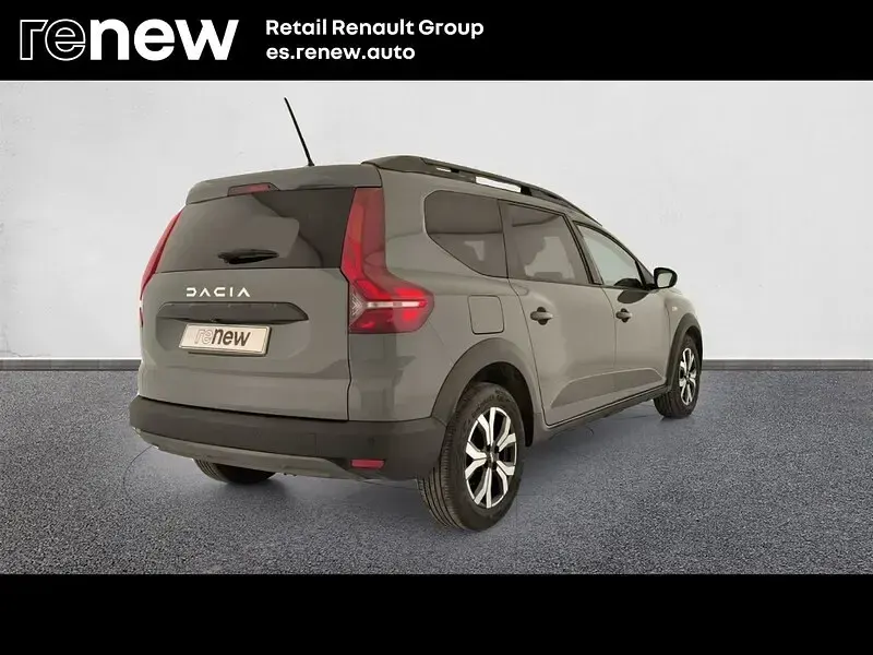 Usado Dacia Jogger Expression 110 HP (80 kW) 2024 Cinzento Monovolume