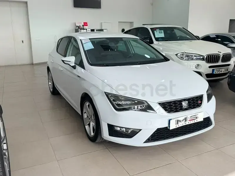 Usado Seat Leon FR 150 CV (110 kW) 2014 Blanco Berlina