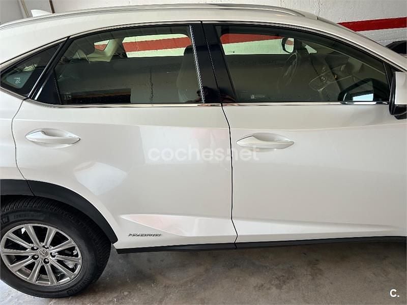 Blanco Usado 2017 Lexus NX300h Business Edition SUV | 24.500 € - Imagen 1/4