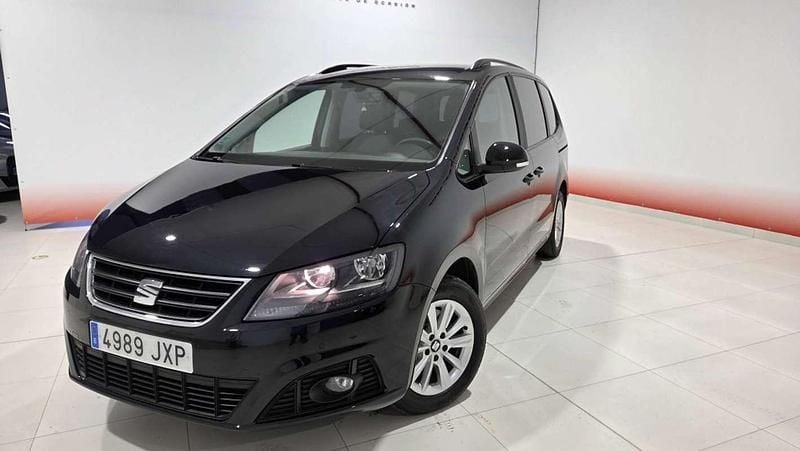 Usado Seat Alhambra Reference 150 CV (110 kW) 2017 Negro Monovolumen