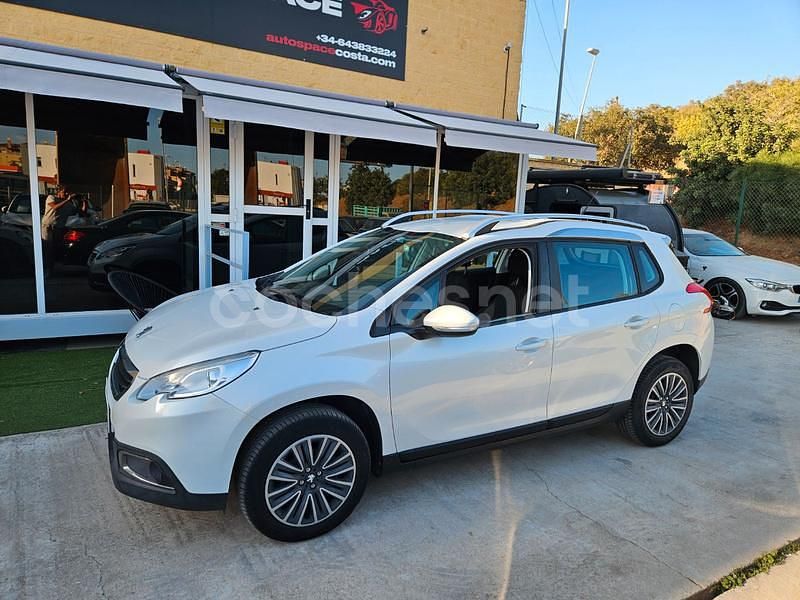 Usado Peugeot 2008 Access 120 CV (88 kW) 2015 Blanco SUV